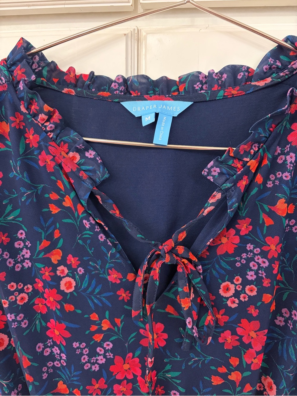 Women’s Draper James blue and red Alana dress size medium - Picture 2 of 9